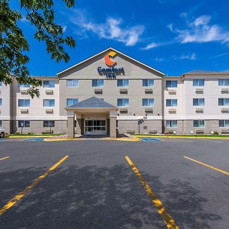 Comfort Inn East Ουιτσιτά Εξωτερικό φωτογραφία