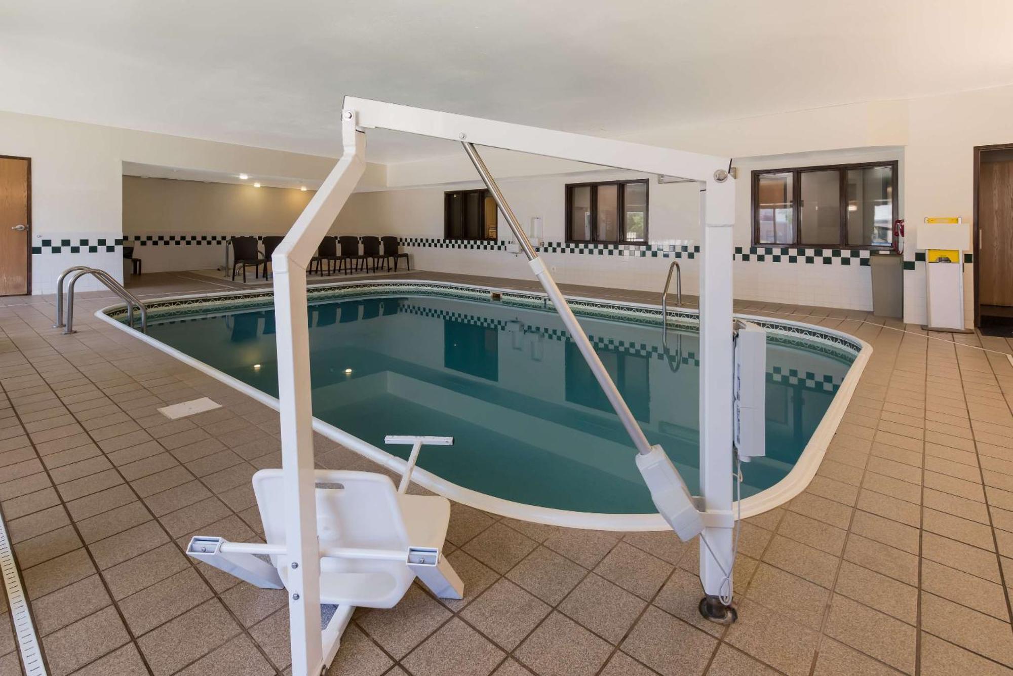 Comfort Inn East Ουιτσιτά Εξωτερικό φωτογραφία