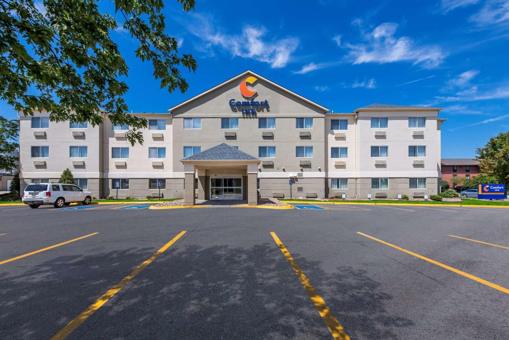 Comfort Inn East Ουιτσιτά Εξωτερικό φωτογραφία