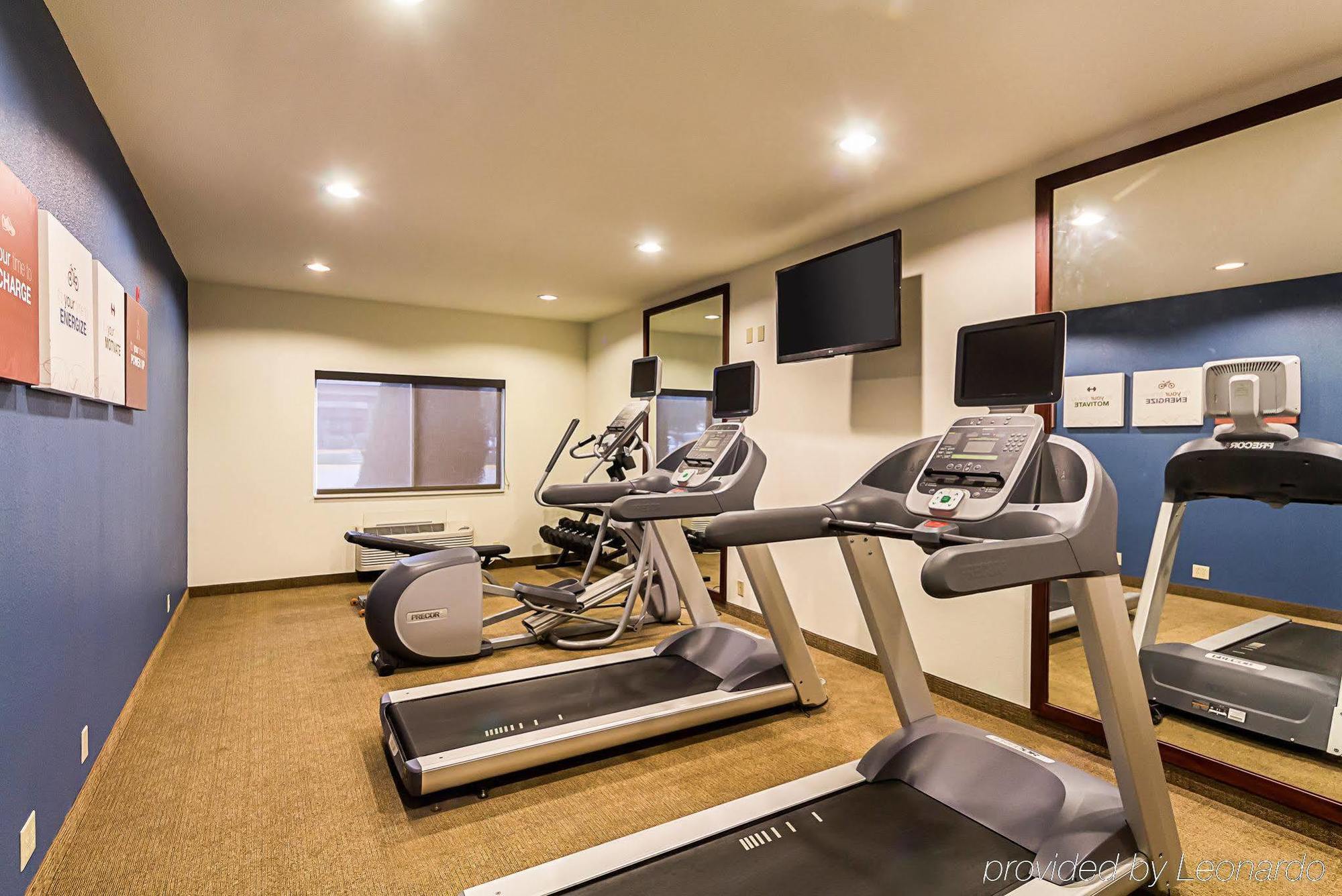 Comfort Inn East Ουιτσιτά Εξωτερικό φωτογραφία