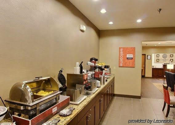 Comfort Inn East Ουιτσιτά Εξωτερικό φωτογραφία